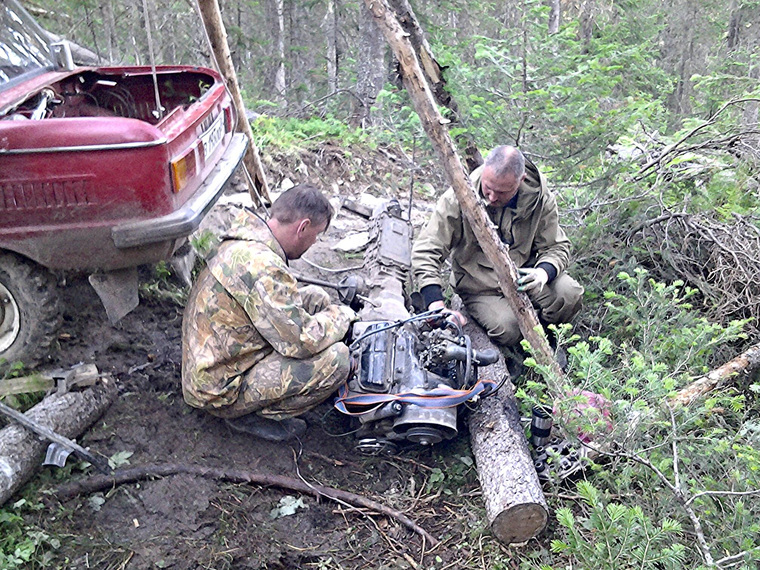 https://s.ura.news/images/news/upload/news/216/521/1052216521/139291_Uralytsi_zaehali_na_pereval_Dyatlova_na_Zaporozhtse_zaporozhets_2012.1509.0.0.jpg