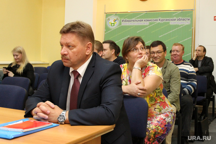 Жеребьевка в избиркоме  Курган, выборы 2015, жеребьевка