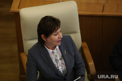Заксобрание СО. Новая прическа Кулаченко. Екатеринбург, кулаченко галина