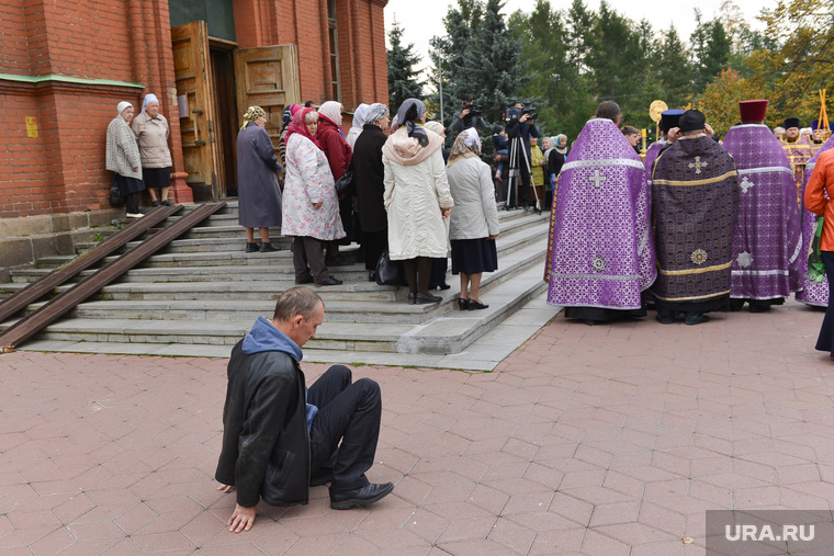Молебен за трезвость. Челябинск., молебен, пьяный, трезвость