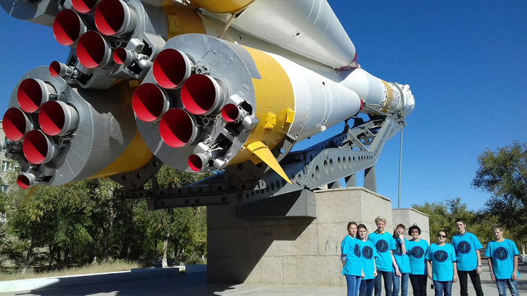Екатеринбургские школьники на запуске космического корабля с Байконура , космический корабль, байконур
