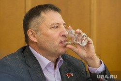 Заседание Городской думы Екатеринбург, стакан, вегнер вячеслав, жажда