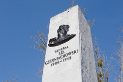 Памятник советскому генералу был демонтирован по решению властей Пененжно