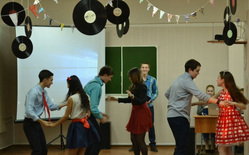 Танцующие пермские студенты еще не знают, что не получат диплом о высшем образовании