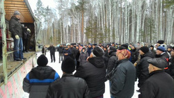 В Екатеринбурге начался митинг дальнобойщиков