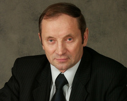Аркадий Колоколов вернул себе "депутатское кресло"
