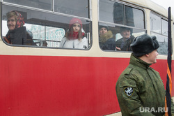 Крестный ход и митинг на Площади Труда по случаю 4 ноября. Екатеринбург, трамвай
