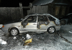 Полиция задержала поджигателя машины в Аргаяше Челябинской области