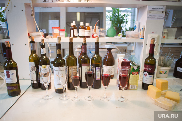 Специалистам понравилось крымское вино и не понравилось дагестанское