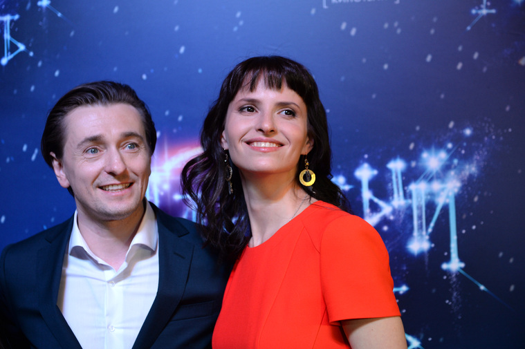 Актер Сергей Безруков и режиссер Анна Матисон на предпремьерном показе фильма «Млечный путь» в Москве.