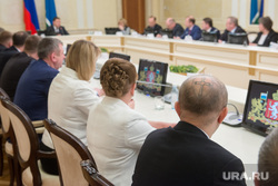 Встреча губернатора с победителями выборов в гордуму Режа. Екатеринбург, татуировка, наколка, паук, сурнин евгений, паук на голове, тату