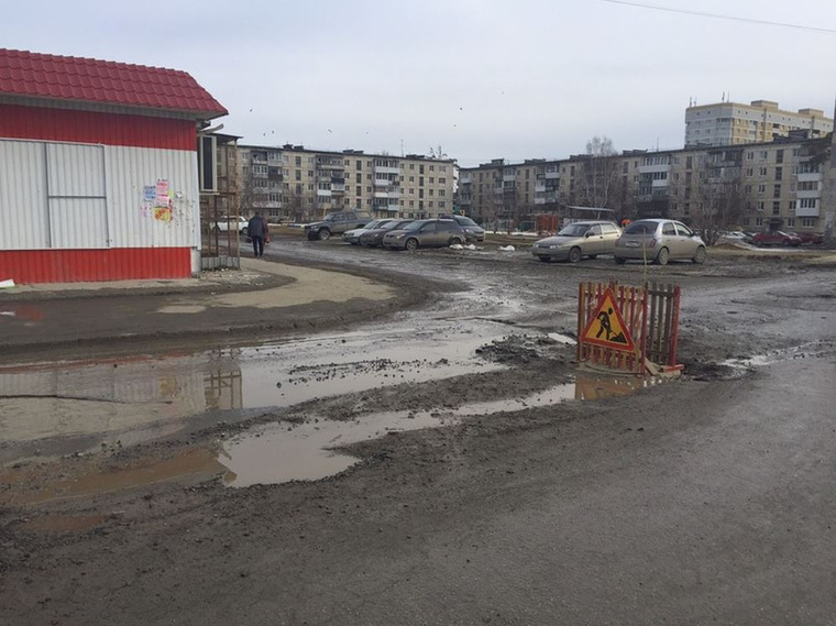 Большая вода скрывала дорожные изьяны