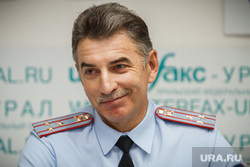 Пресс-конференция начальника ГИБДД Юрия Демина. Екатеринбург, демин юрий, улыбка