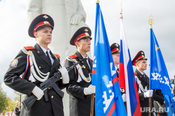 Ханымей-Муравленко, 4 сентября,рабочая поездка Кобылкина, кадеты, янао, флаг