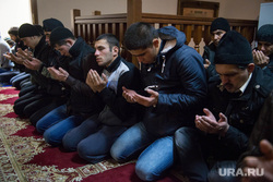 Курбан-байрам в Екатеринбурге, мечеть на  ул. Димитрова, 15., ислам, намаз, молитва, курбан байрам, мусульмане