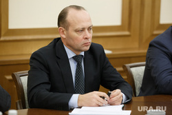 Совещание губернатора с представителями политических партий по вопросу выборов 2016. Екатеринбург, пересторонин сергей, портрет