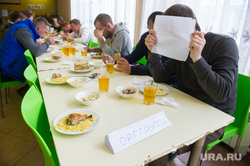 Приезд Евгения Куйвашева на "Евразия-2015". Полевской, столовая, пища, обед, еда