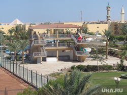 Египет, отдых туристов, аквапарк, территория отеля