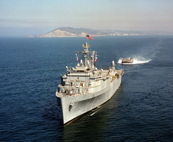 Открытая лицензия на 04.08.2015. Корабли в море., сша, военный корабль