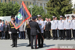 Вручение знамени и открытие памятника УМВД Курган, вручение знамени