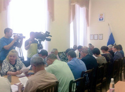 Дума Серовского городского округа с удовольствием лишила Шарафиеву депутатских полномочий