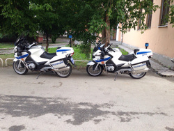 Пара байкеров-полицейских приглядывает за порядком в Екатеринбурге, еще два в области
