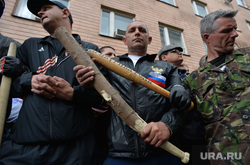Захват областной администрации. Луганск, народное ополчение, дубина, бита