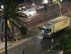 Жертвами террориста на грузовике стали уже 84 человека