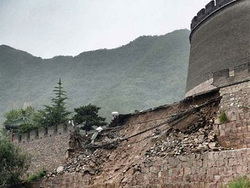 Ливни разрушили участок Великой Китайской стены