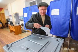 Избирательные комиссии в Тюменской области начали выдавать открепительные удостоверения