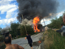 В Лабытнанги сгорело общежитие