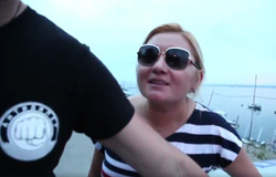 Супруга встала на защиту чиновника с лозунгами единороссов