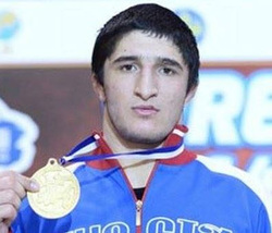 Чтобы завоевать золото на Олимпиаде, Абдулрашиду Садулаеву пришлось пахать поле у деда в Дагестане