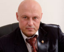 Увольнение уважаемых тренеров директор училища Сергей Степанов объясняет «кадровой ротацией»