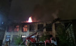 К тушению пожара здания университета было привлечено 56 пожарных