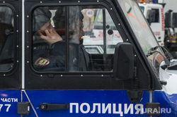 Вывоз киосков с улицы Ракетная, 2. Екатеринбург, полиция, охрана правопорядка