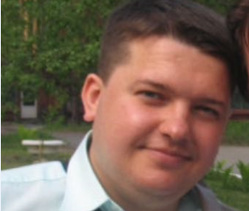 Сотрудник ФСБ, зарезавший семью в Екатеринбурге, оказался другом автохама Малафеева