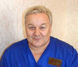 Юрий Лобанов 25 лет отдал детской хирургии