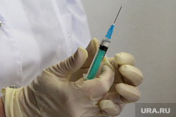 Студентов и школьников Екатеринбурга не пустят на занятия без прививки от кори