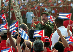 Для миллионов кубинцев Фидель Кастро был легендой (архивный снимок)