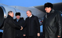 Лайнер с Владимиром Путиным прибыл в Челябинск по графику