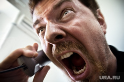 Клипарт depositphotos.com, разговор по телефону, крик, злость, ярость, орать