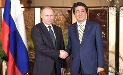 Владимир Путин  и Синдзо Абэ беседовали пять часов