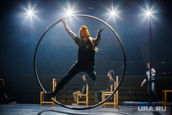 Репетиция шоу "ID"  от "Cirque Eloize". Екатеринбург, цирк, акробат, ламли надя