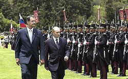 В 2004 году Путин был с визитом в Мексике