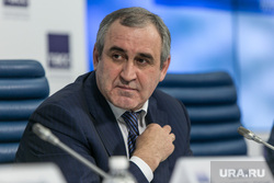 Сергея Неверова переизбрали секретарем генсовета партии