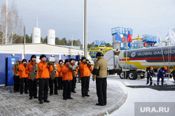 Отправка первой партии сжиженного природного газа автотранспортом из России в Казахстан. Екатеринбург, комплекс по производству спг