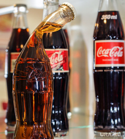 Открытие музея Coca-Cola на заводе Coca-Cola. Екатеринбург , кока-кола, бутылка кока-колы