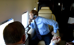 Самолет Владимира Путина не долетел до саммита АТЭС