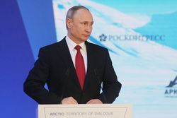 Путин поручил создать ведомство для освоения Севморпути